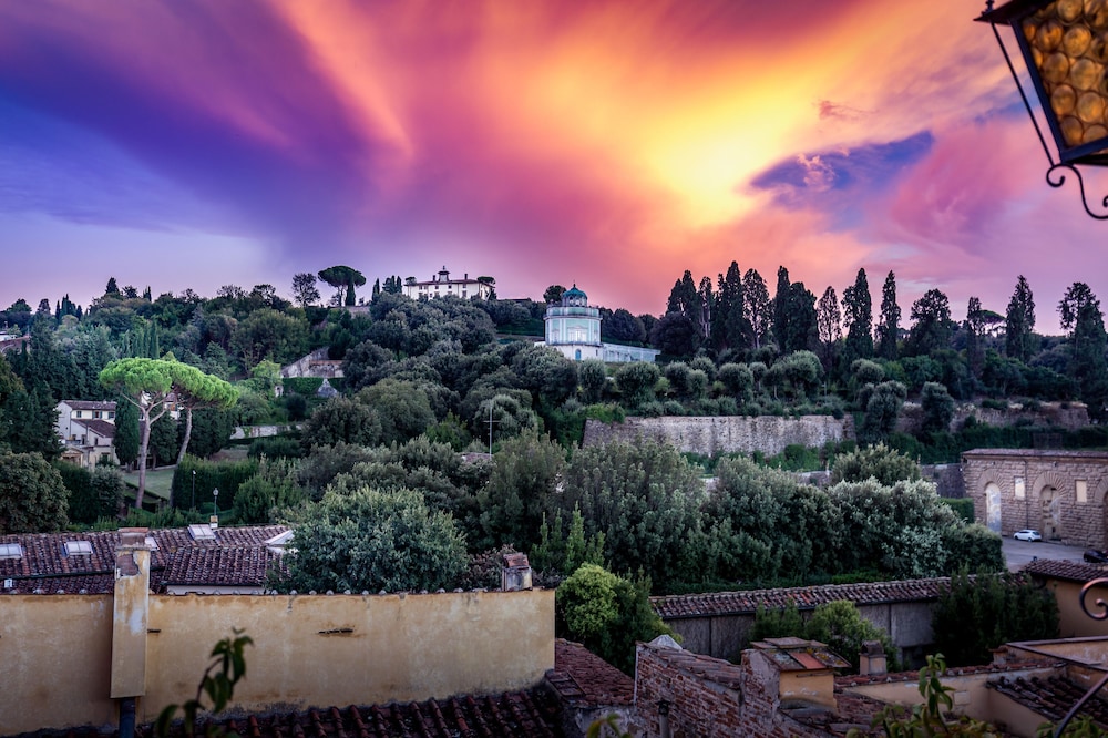 Hotel La Scaletta Al Ponte Vecchio — Attractions in the area in Florence, Tuscany