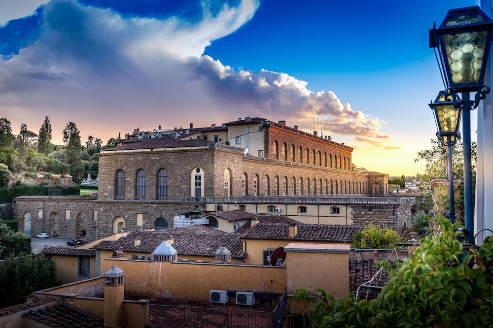 Hotel La Scaletta Al Ponte Vecchio — Attractions in the area in Florence, Tuscany