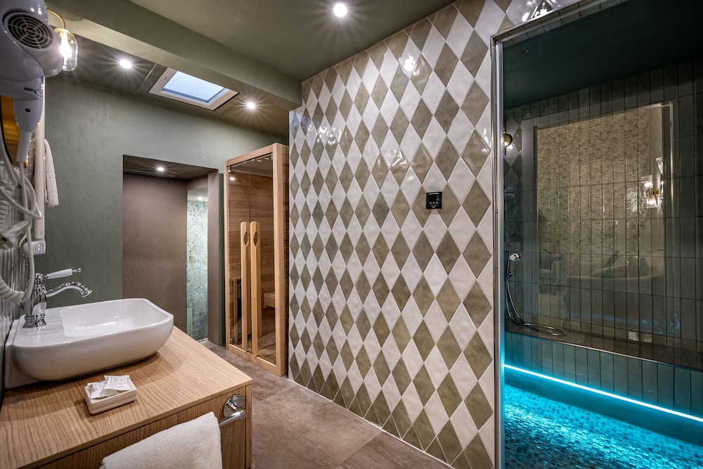 Hotel La Scaletta Al Ponte Vecchio — Spa in Florence, Tuscany