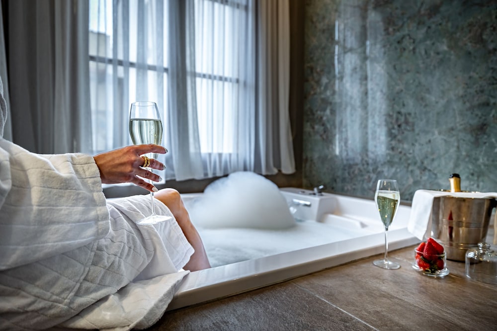 Hotel La Scaletta Al Ponte Vecchio — Spa in Florence, Tuscany