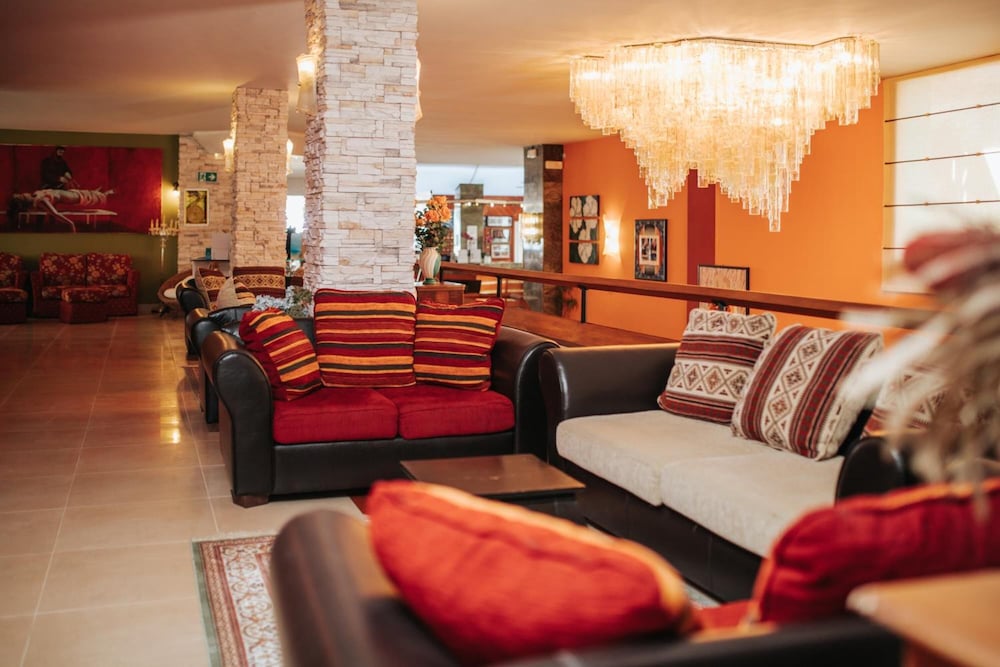Hotel Capitol — Hotel building in Jesolo, Veneto