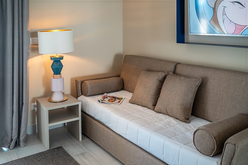 Hotel Capitol — Hotel rooms in Jesolo, Veneto