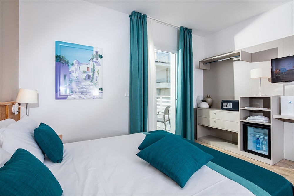 Hotel Capitol — Hotel rooms in Jesolo, Veneto