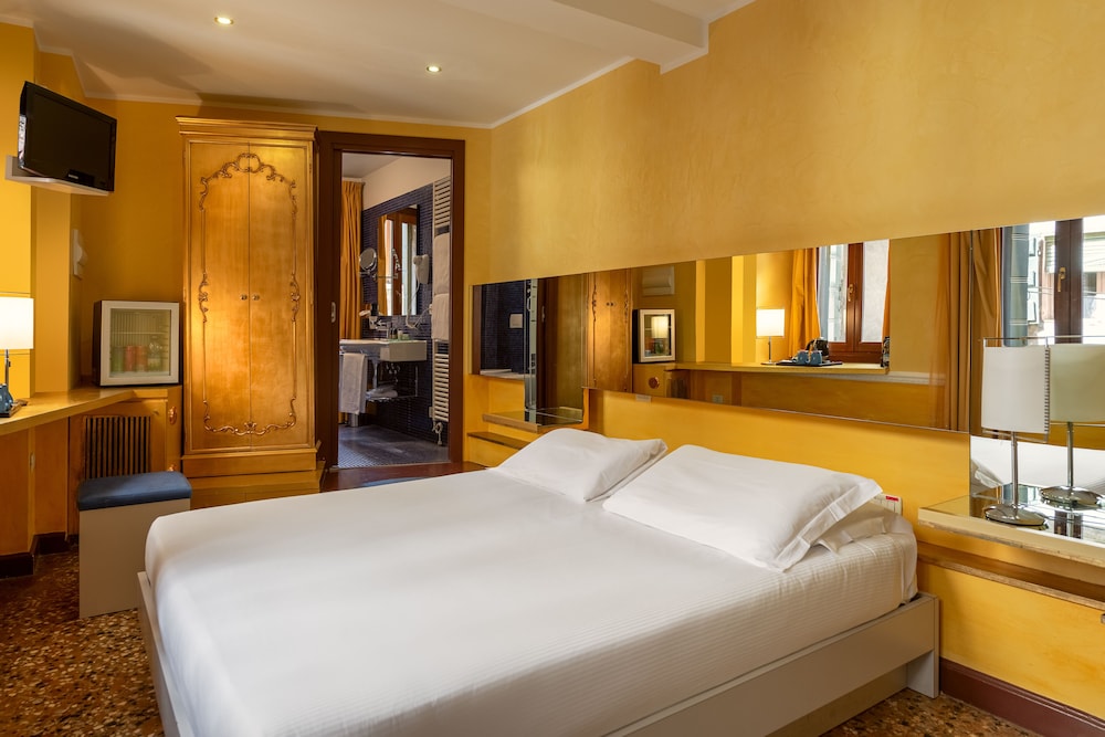 Il sogno di Giulietta e Romeo — Hotel rooms in Venice, Veneto