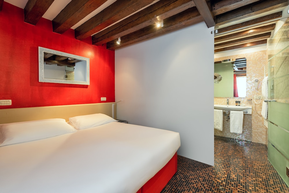 Il sogno di Giulietta e Romeo — Hotel rooms in Venice, Veneto