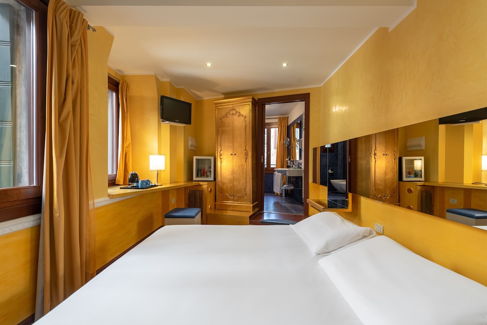 Il sogno di Giulietta e Romeo — Hotel rooms in Venice, Veneto