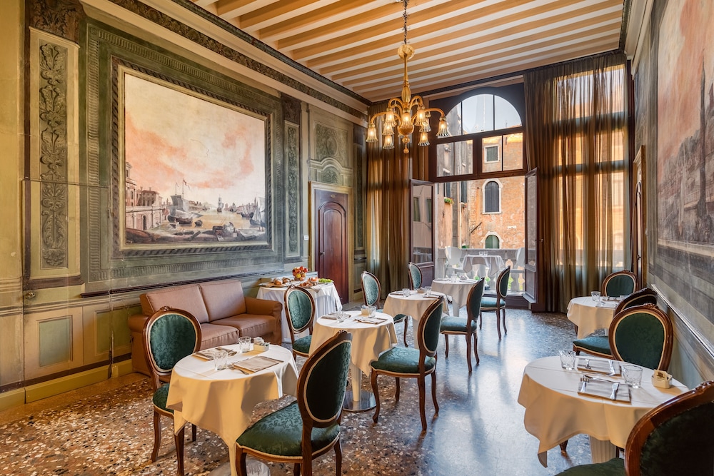 Il sogno di Giulietta e Romeo — Restaurant & bars in Venice, Veneto
