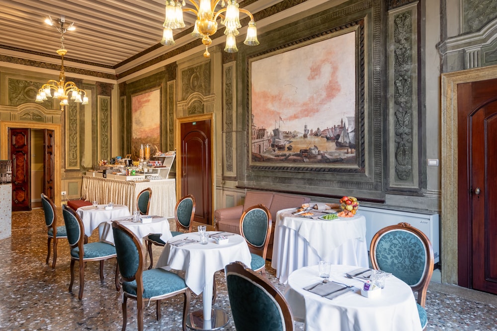 Il sogno di Giulietta e Romeo — Restaurant & bars in Venice, Veneto