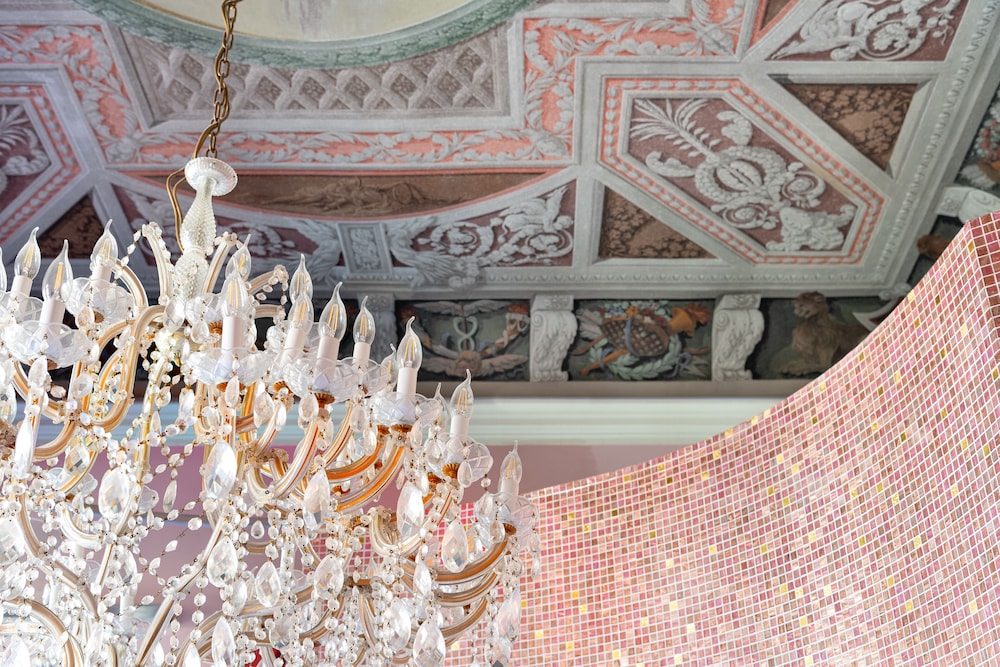 Il sogno di Giulietta e Romeo — Hotel building in Venice, Veneto