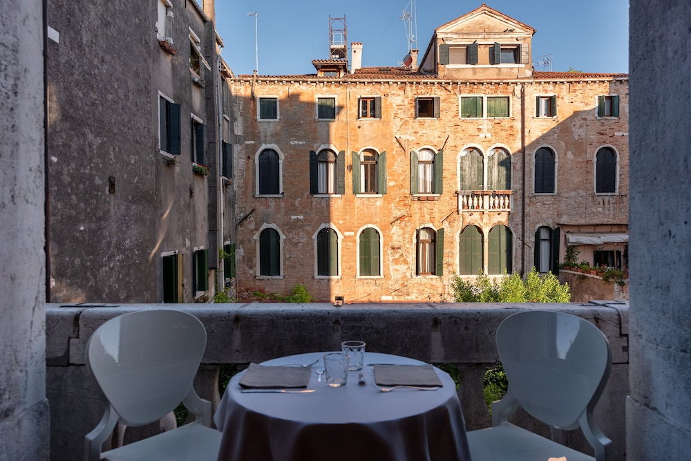 Il sogno di Giulietta e Romeo — Restaurant & bars in Venice, Veneto