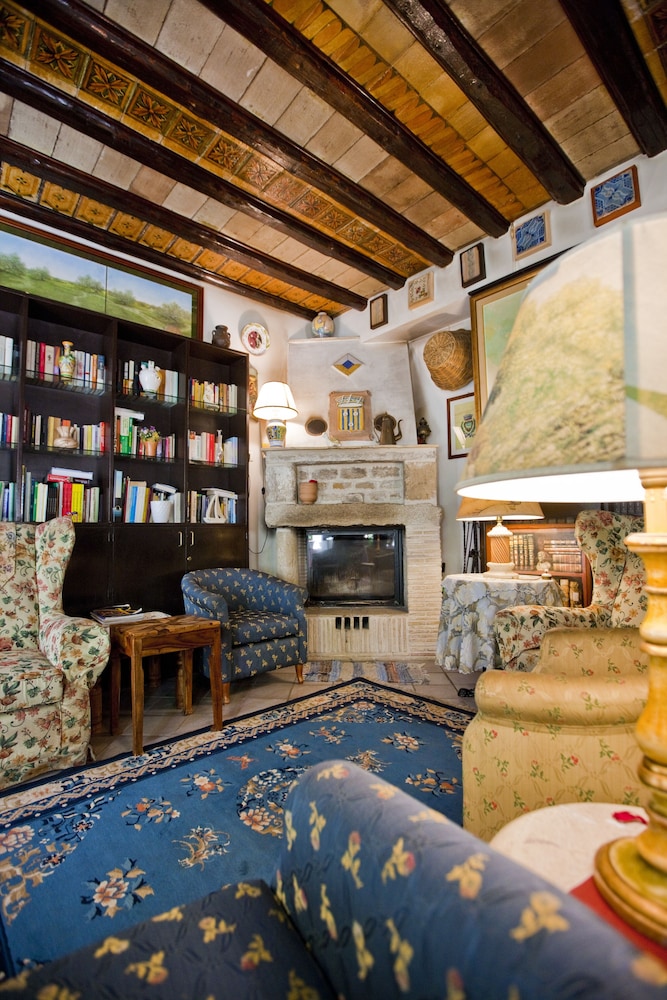 Hotel Elimo — Hotel rooms in Erice, Sicily