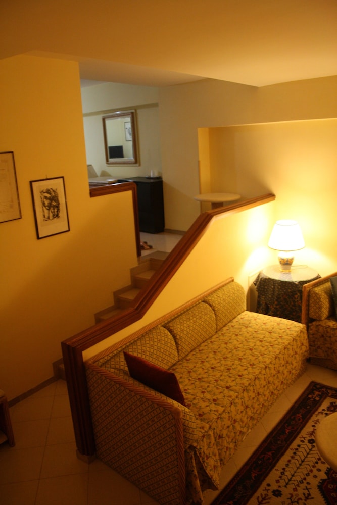 Hotel Elimo — Hotel rooms in Erice, Sicily