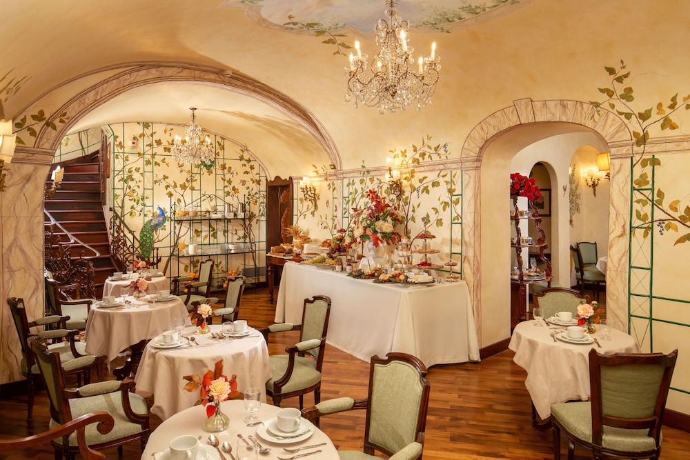 Boutique Hotel Campo dé Fiori — Restaurant & bars in Rome, Lazio