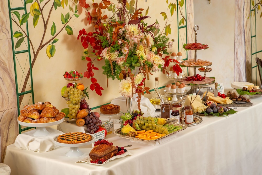Boutique Hotel Campo dé Fiori — Restaurant & bars in Rome, Lazio