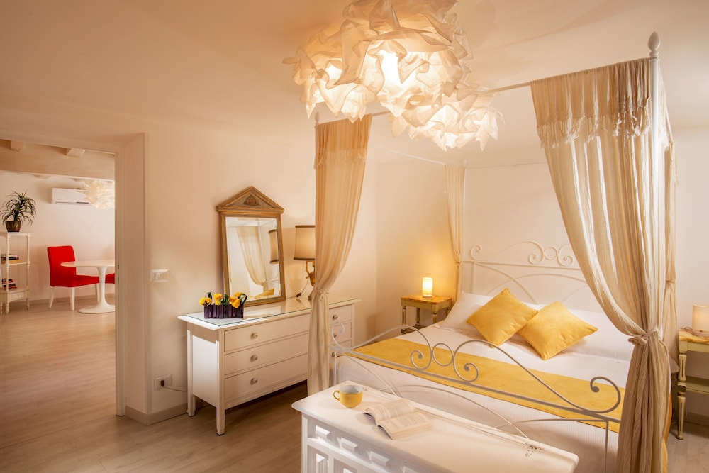 Boutique Hotel Campo dé Fiori — Hotel rooms in Rome, Lazio