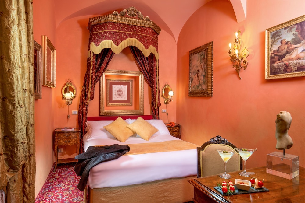 Boutique Hotel Campo dé Fiori — Hotel rooms in Rome, Lazio