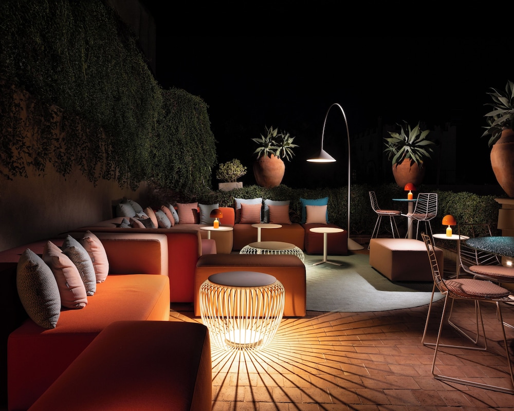 Villa Taormina — Restaurant & bars in Taormina, Sicily