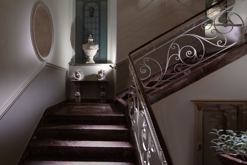 Villa Taormina — Hotel building in Taormina, Sicily