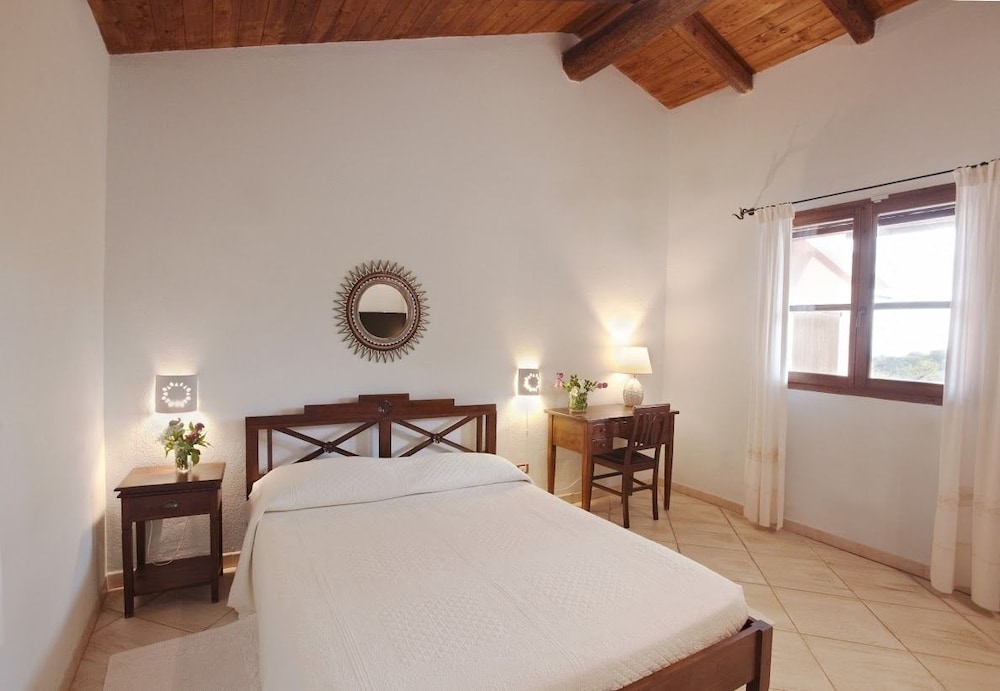 Relais Rio Molas — Hotel rooms in Muravera, Sardinia
