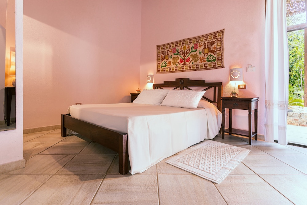 Relais Rio Molas — Hotel rooms in Muravera, Sardinia