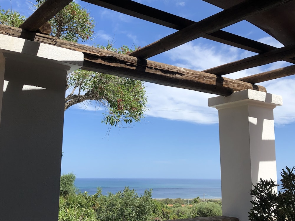 Relais Rio Molas — Hotel rooms in Muravera, Sardinia
