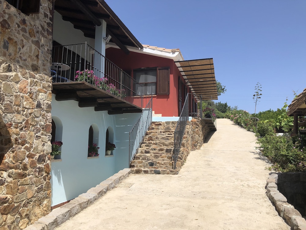 Relais Rio Molas — Hotel building in Muravera, Sardinia