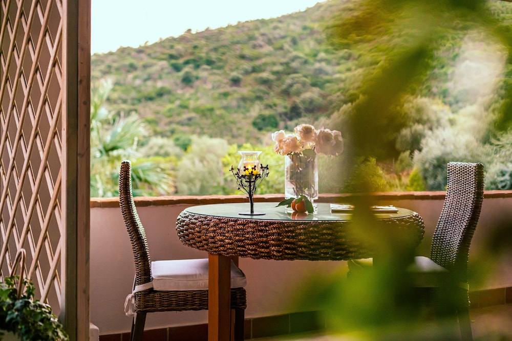 Relais Rio Molas — Restaurant & bars in Muravera, Sardinia