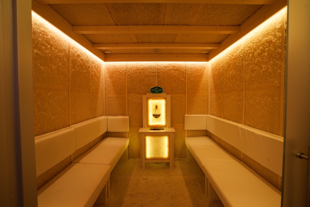 Hotel Portici Romantik & Wellness — Spa in Riva del Garda, Trentino-Alto Adige