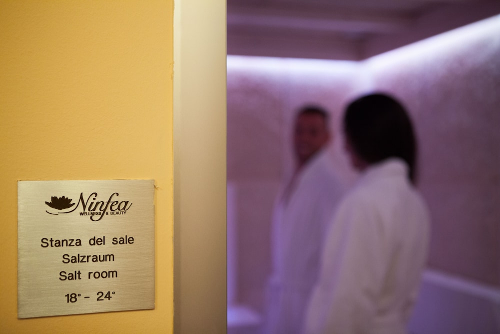 Hotel Portici Romantik & Wellness — Spa in Riva del Garda, Trentino-Alto Adige