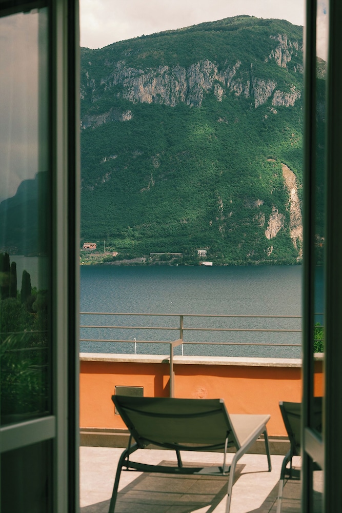 Hotel Belvedere — Hotel rooms in Bellagio, Lombardy
