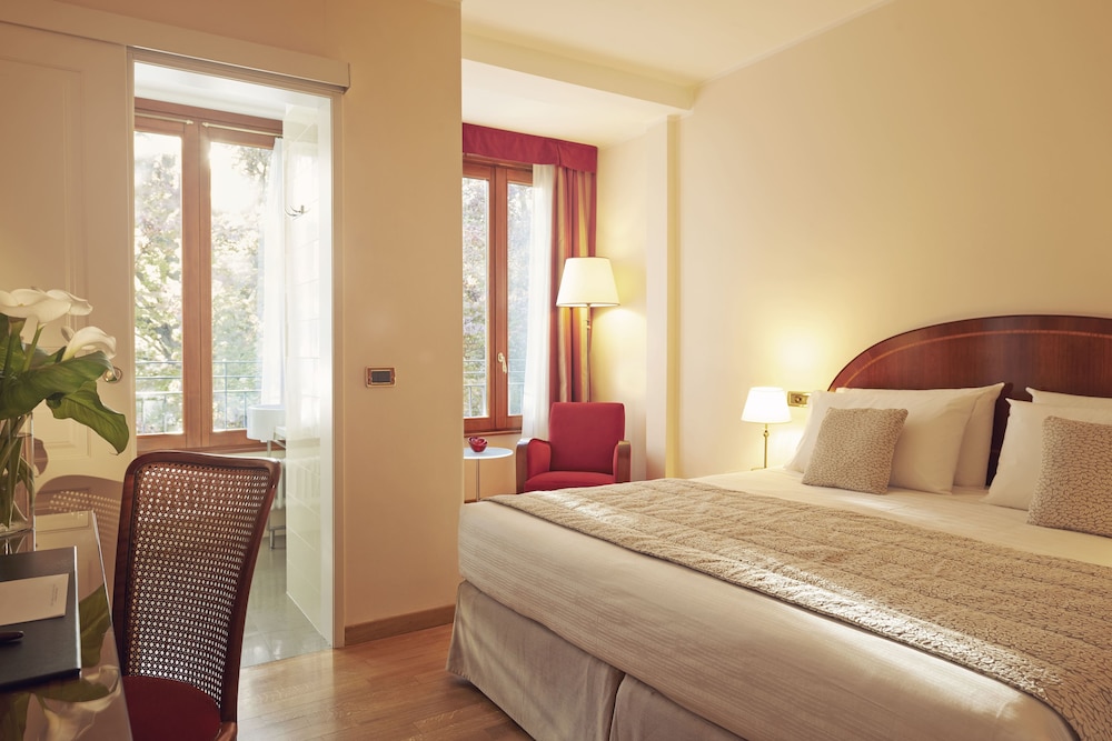 Hotel Belvedere — Hotel rooms in Bellagio, Lombardy
