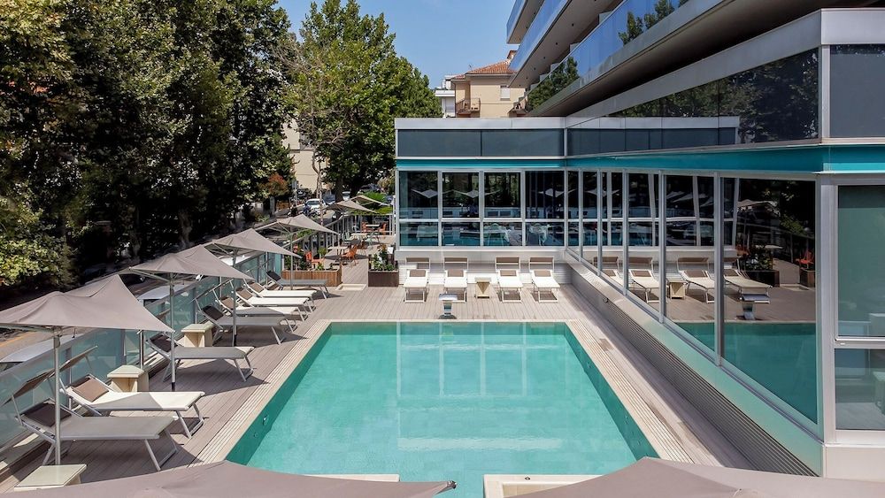 Aqua Hotel