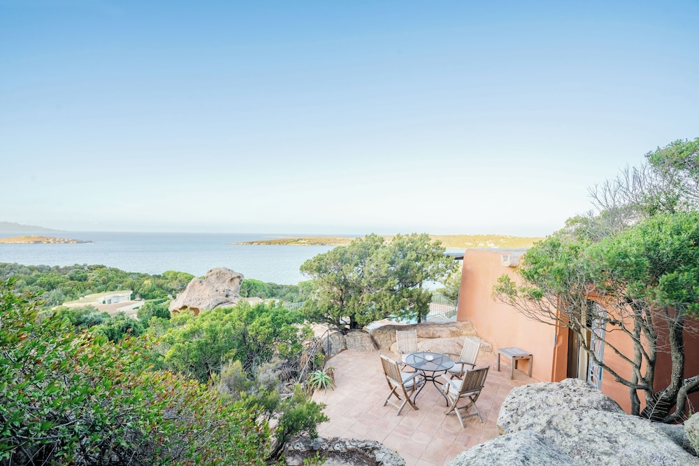 Hotel Pitrizza — Hotel building in Arzachena, Sardinia