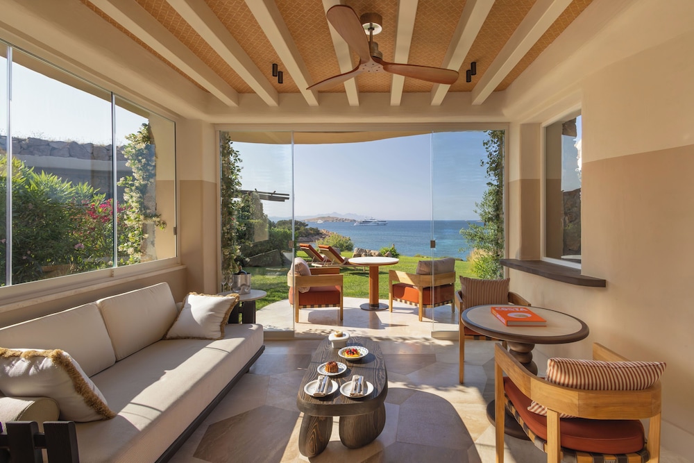 Hotel Pitrizza — Hotel rooms in Arzachena, Sardinia
