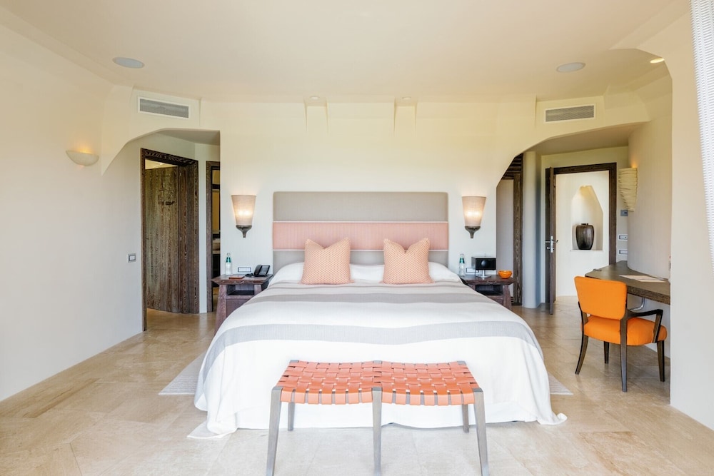 Hotel Pitrizza — Hotel rooms in Arzachena, Sardinia