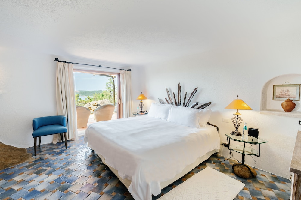 Hotel Pitrizza — Hotel rooms in Arzachena, Sardinia
