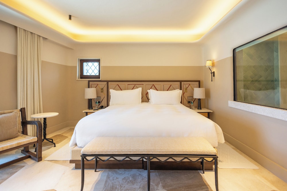 Hotel Pitrizza — Hotel rooms in Arzachena, Sardinia