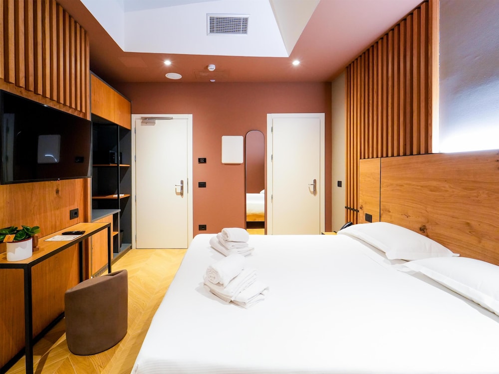 Best Western Hotel Arya — Hotel rooms in Sirmione, Lombardy