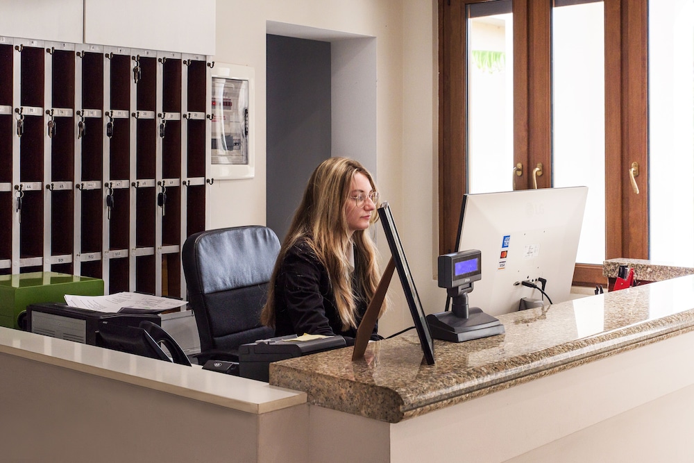 Best Western Hotel Arya — Hotel building in Sirmione, Lombardy