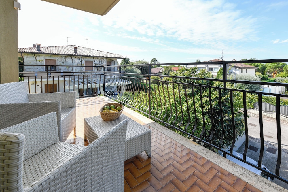 Best Western Hotel Arya — Hotel rooms in Sirmione, Lombardy