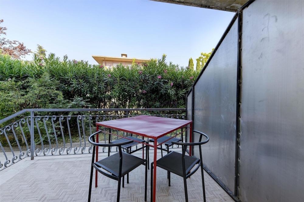 Best Western Hotel Arya — Restaurant & bars in Sirmione, Lombardy