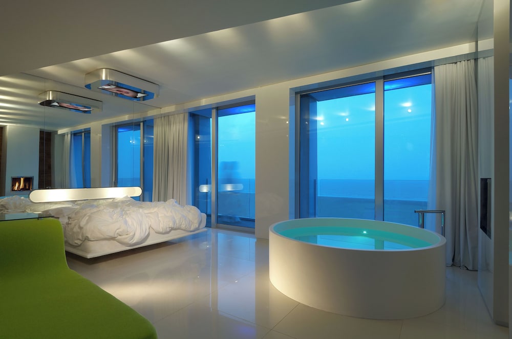 i-Suite Hotel - zdjęcie 5