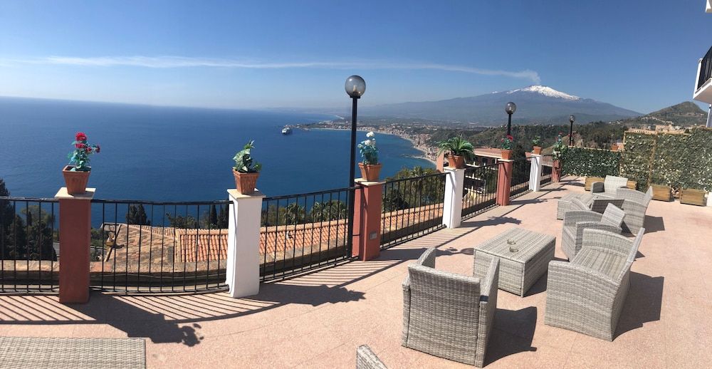 Hotel Elios