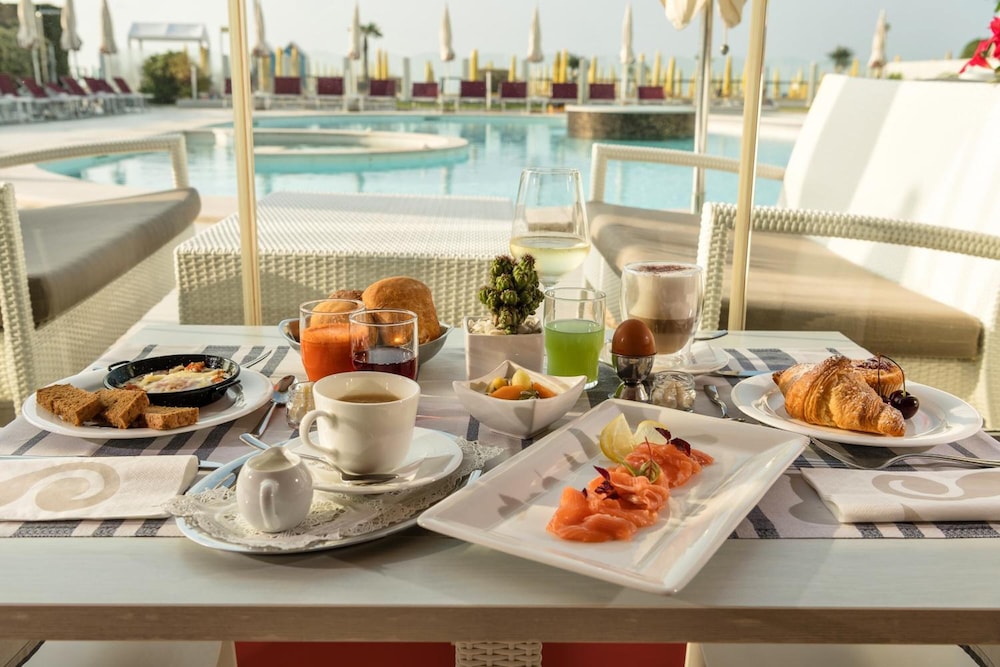 Baia del Mar Beach Boutique Hotel — Restaurant & bars in Jesolo, Veneto