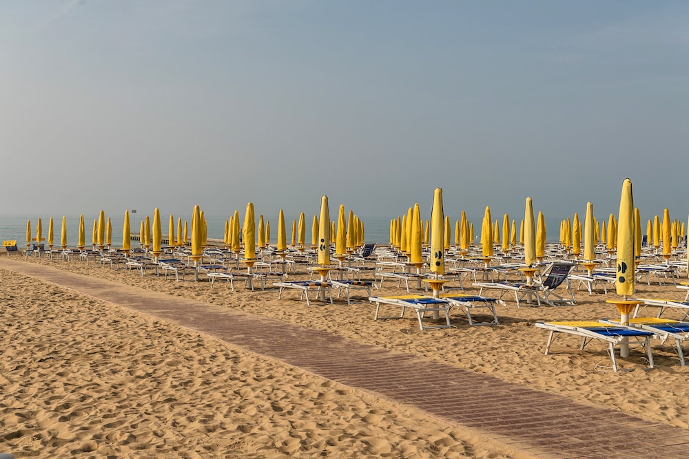 Baia del Mar Beach Boutique Hotel — Beach in Jesolo, Veneto