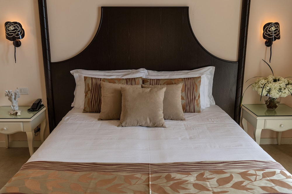 Baia del Mar Beach Boutique Hotel — Hotel rooms in Jesolo, Veneto