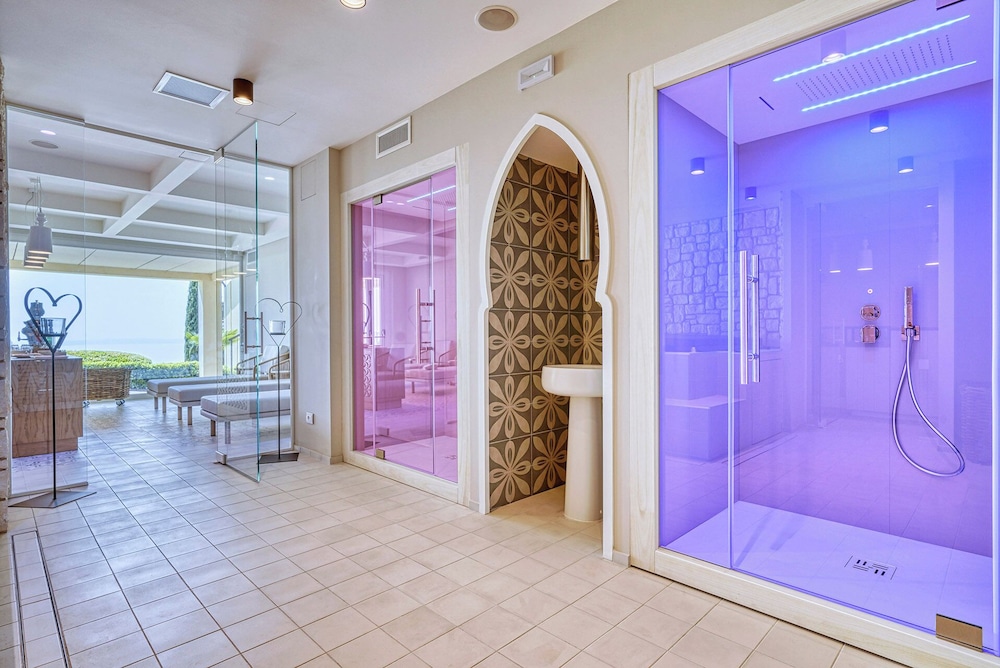 Madrigale Panoramic Lifestyle & Soulful Hotel — Spa in Costermano, Veneto