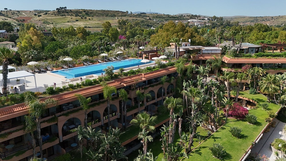 Acacia Resort — Swimming pool in Campofelice di Roccella, Sicily