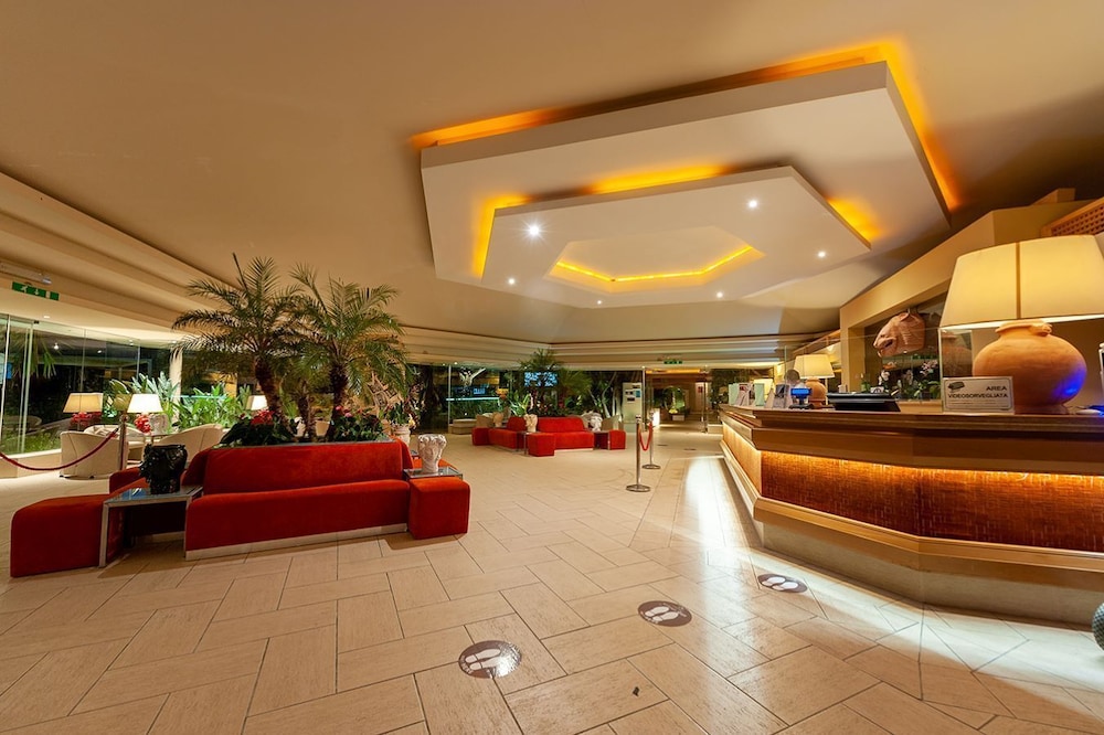 Acacia Resort — Hotel building in Campofelice di Roccella, Sicily