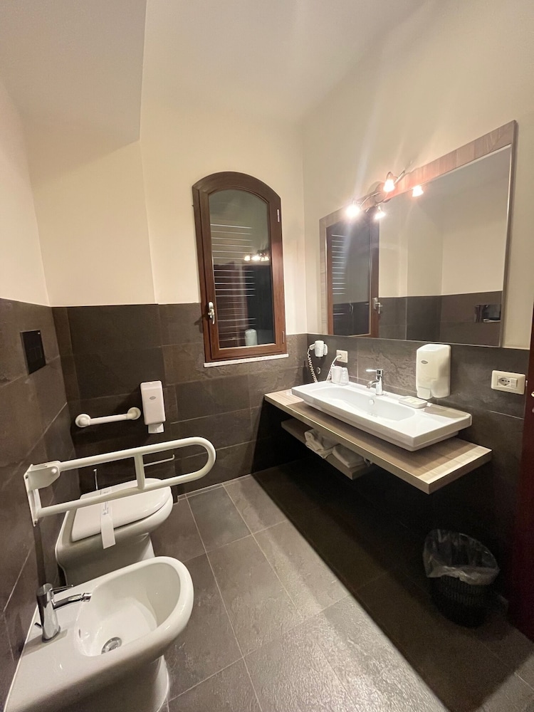 apart hotel Kalaskiso' — Hotel rooms in Giardini Naxos, Sicily